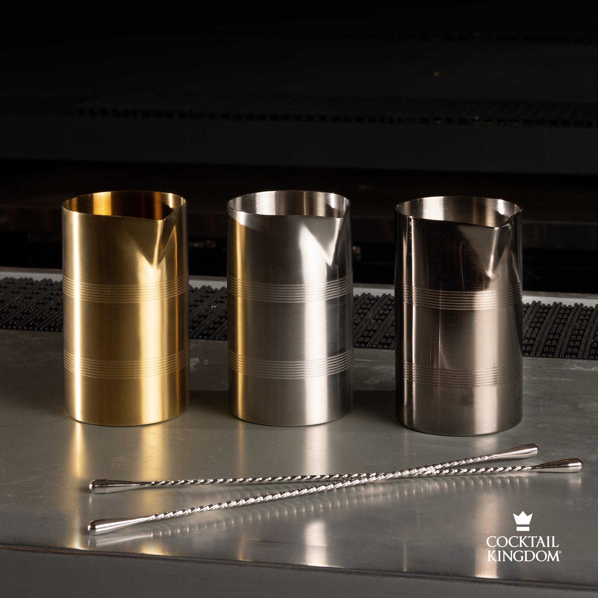 Urban Bar Cocktail Kingdom Mixtin Tin mixing 625ml nero