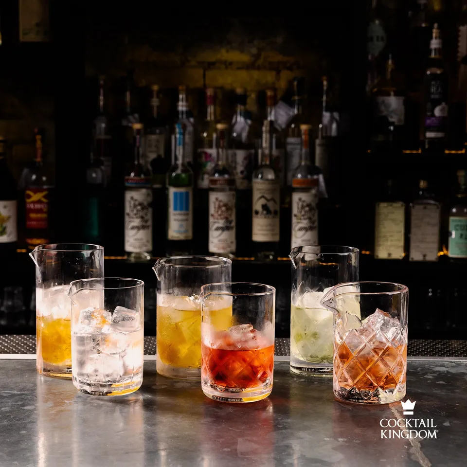 Cocktail Kingdom Yarai mixing glass 550ml fondo piatto